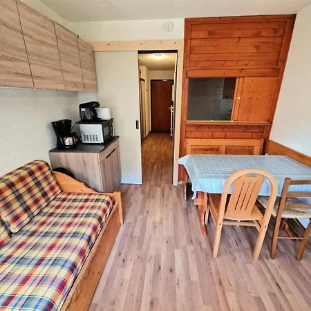 Apartment Le Thabor - Pour 4 Personnes 60 *